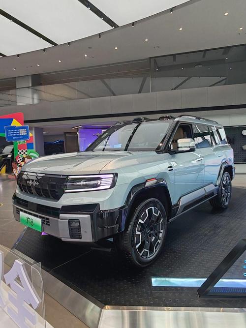 深圳344比亚迪方程豹硬派越野的爆款，英菲尼迪35周年与你共成长